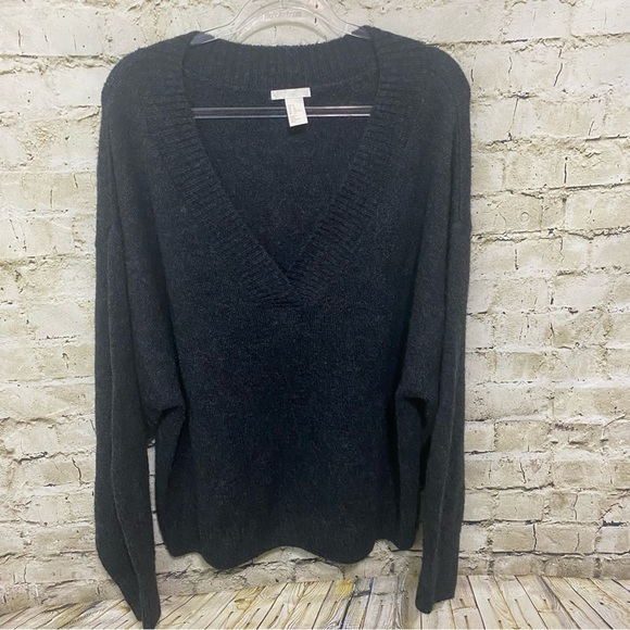 H&M Charcoal Gray Soft V Neck Pullover Sweater - Picture 1 of 5